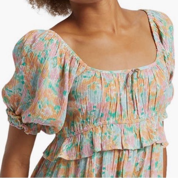 NEW Billabong Kids’ Lil’ Cutie Floral Dress in Peach Punch - Picture 3 of 10